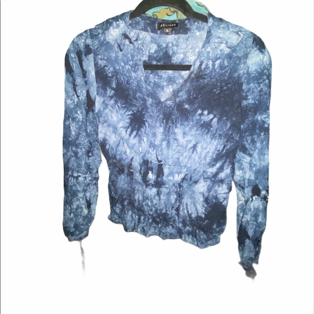 tie-dye flowy blouse